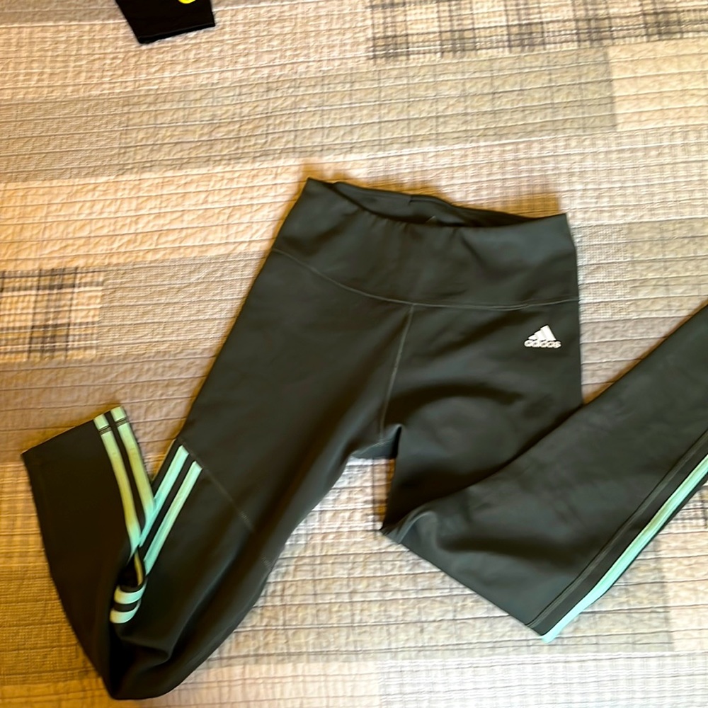Adidas leggings